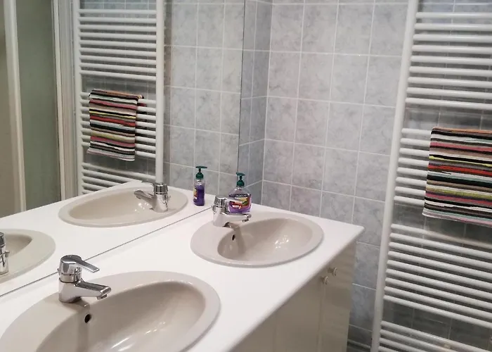 펜션 Arsuzon Josse